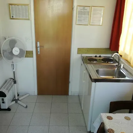 Vile Park Studio Apartments Poreč Buitenkant foto