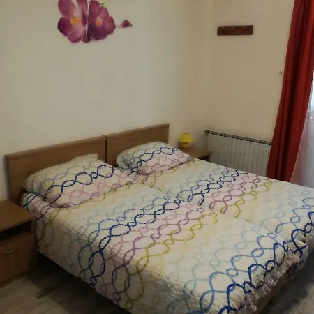 Vile Park Studio Apartments Poreč Buitenkant foto