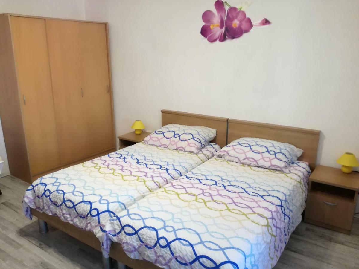 Apartma Vile Park Studio *